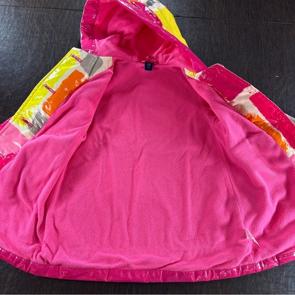 Gap Water Resistant Hooded Rain Jacket for Girls Pink Geometric Sz 3 Years - Picture 6 of 13